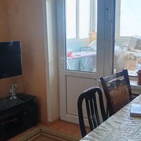 In Baku 40.0 m² apartment is for sale - Image 2