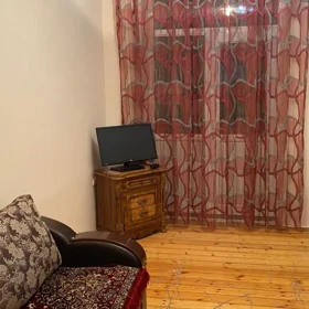 In Baku 50.0 m² apartment is for rent - Image 3