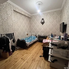 In Baku 70.0 m² apartment is for sale - Image 5