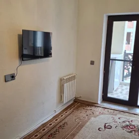 In Baku 40.0 m² apartment is for rent - Image 3