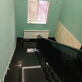 In Baku 200.0 m² house with 6.0 rooms is for sale - Image 5