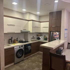 In Baku 80.0 m² apartment is for sale - Image 4