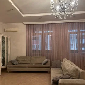 In Baku 136.0 m² apartment is for sale - Image 4