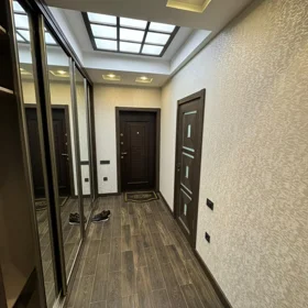 In Baku 90.0 m² apartment is for rent - Image 5
