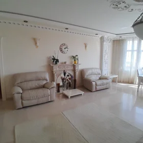 In Baku 115.0 m² apartment is for sale - Image 4
