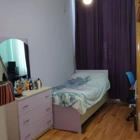 In Baku 150.0 m² apartment is for sale - Image 4