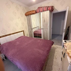 In Baku 90.0 m² apartment is for sale - Image 2