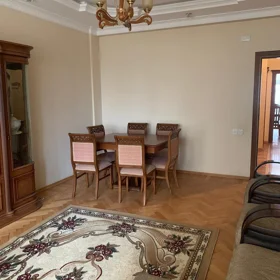 In Baku 87.0 m² apartment is for rent - Image 2