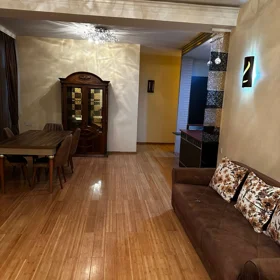 In Baku 90.0 m² apartment is for rent - Image 5