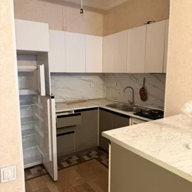 In Baku 80.0 m² apartment is for rent - Image 3