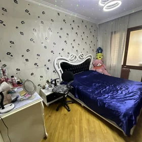 In Baku 100.0 m² apartment is for sale - Image 4
