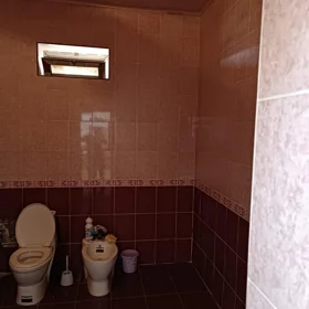 In nan 6000.0 m² house with 7.0 rooms is for sale - Image 4