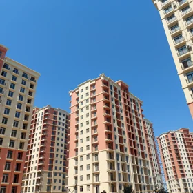 In Baku 65.0 m² apartment is for sale - Image 2