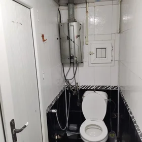 In Baku 50.0 m² house with 3.0 rooms is for rent - Image 5