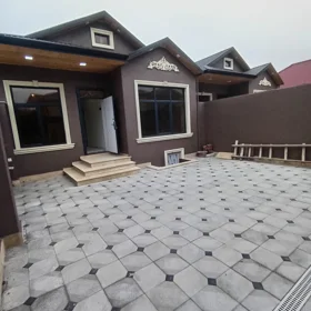 In Baku 90.0 m² house with 3.0 rooms is for sale - Image 4