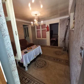 In Baku 45.0 m² house with 2.0 rooms is for rent - Image 4