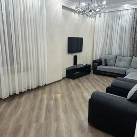 In Baku 88.0 m² apartment is for rent - Image 2