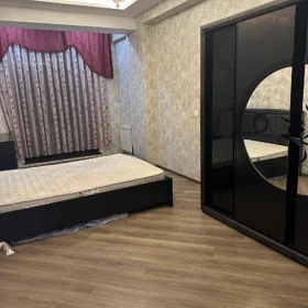 In Baku 88.0 m² apartment is for rent - Image 4