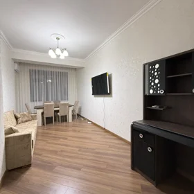 In Baku 80.0 m² apartment is for rent - Image 3