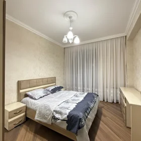 In Baku 80.0 m² apartment is for rent - Image 5