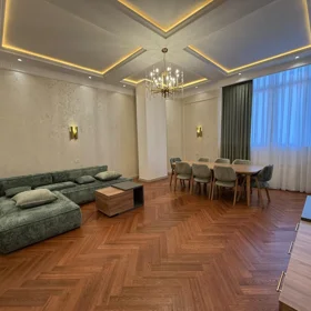 In Baku 138.0 m² apartment is for sale - Image 2