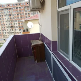 In Baku 87.0 m² apartment is for rent - Image 2