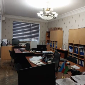 In Baku 230.0 m² office is for rent - Image 2
