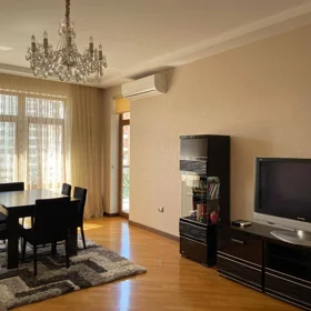 In Baku 107.0 m² apartment is for rent - Image 3