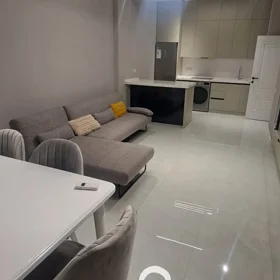 In Baku 65.0 m² apartment is for rent - Image 3