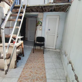 In Baku 47.0 m² house with 2.0 rooms is for rent - Image 4