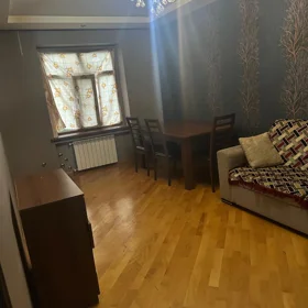 In Baku 65.0 m² apartment is for rent - Image 2