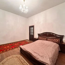 In Baku 240.0 m² house with 5.0 rooms is for sale - Image 5