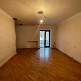 In Baku 100.0 m² apartment is for sale - Image 3