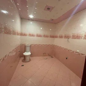 In Baku 100.0 m² apartment is for sale - Image 5