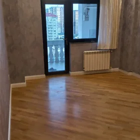 In Baku 75.0 m² apartment is for rent - Image 5