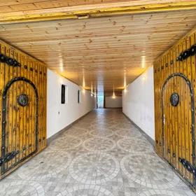 In nan 500.0 m² house with 9.0 rooms is for sale