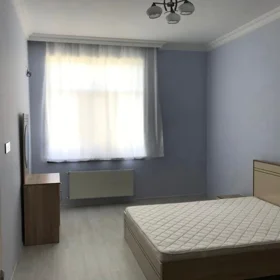 In Baku 75.0 m² apartment is for rent - Image 3