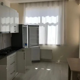 In Baku 75.0 m² apartment is for rent - Image 4