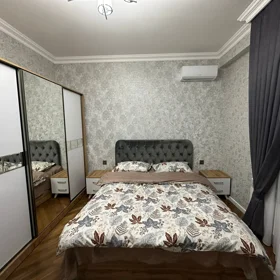 In Baku 80.0 m² apartment is for rent - Image 3