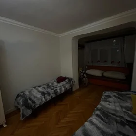 In Baku 64.0 m² apartment is for sale - Image 2