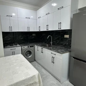 In Khirdalan 65.0 m² apartment is for rent - Image 4