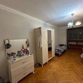 In Baku 65.0 m² apartment is for sale - Image 2