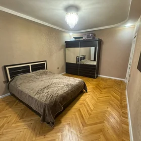 In Baku 100.0 m² apartment is for rent - Image 3