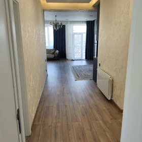 In Baku 100.0 m² apartment is for rent - Image 2