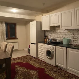 In Baku 125.0 m² apartment is for sale - Image 5