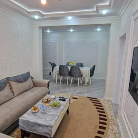 In Baku 70.0 m² apartment is for sale - Image 2
