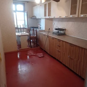 In Baku 50.0 m² apartment is for rent - Image 5