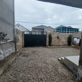 In Baku 144.0 m² house with 3.0 rooms is for sale - Image 2