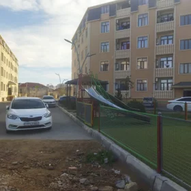 In Baku 50.0 m² apartment is for sale - Image 2