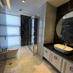 In Baku 215.0 m² apartment is for rent - Image 5